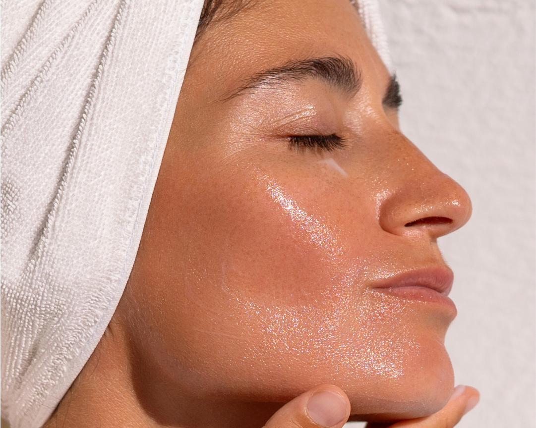 Quando applicare l’olio viso, prima o dopo la crema? | Royal Beauty