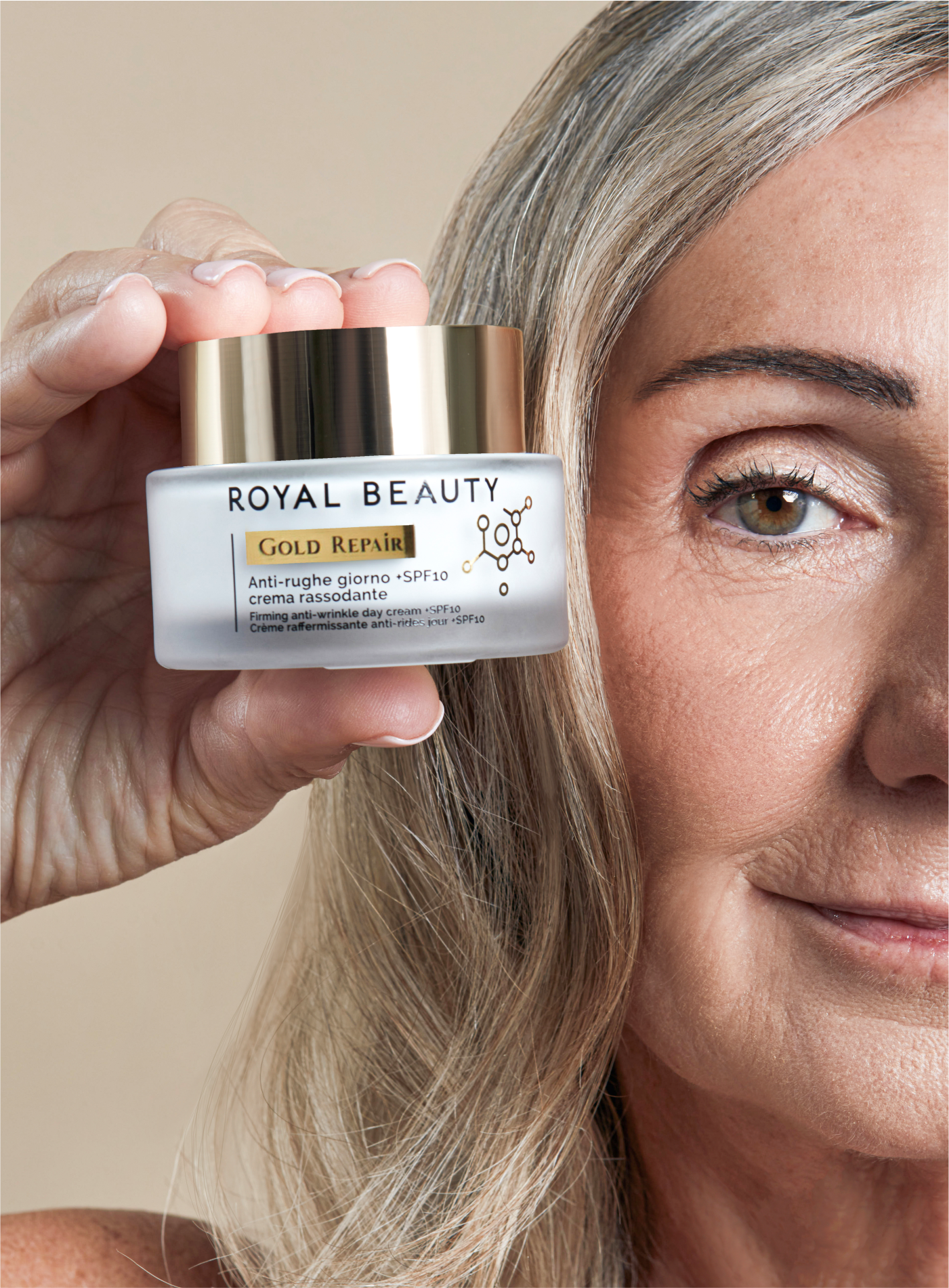 Come ringiovanire il viso a 60 anni: la strategia Gold per rimpolpare e ridefinire i contorni | Royal Beauty