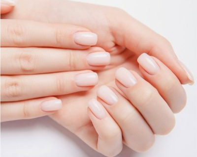 Come limare le unghie: a mandorla, quadrate, ovali | Royal Beauty