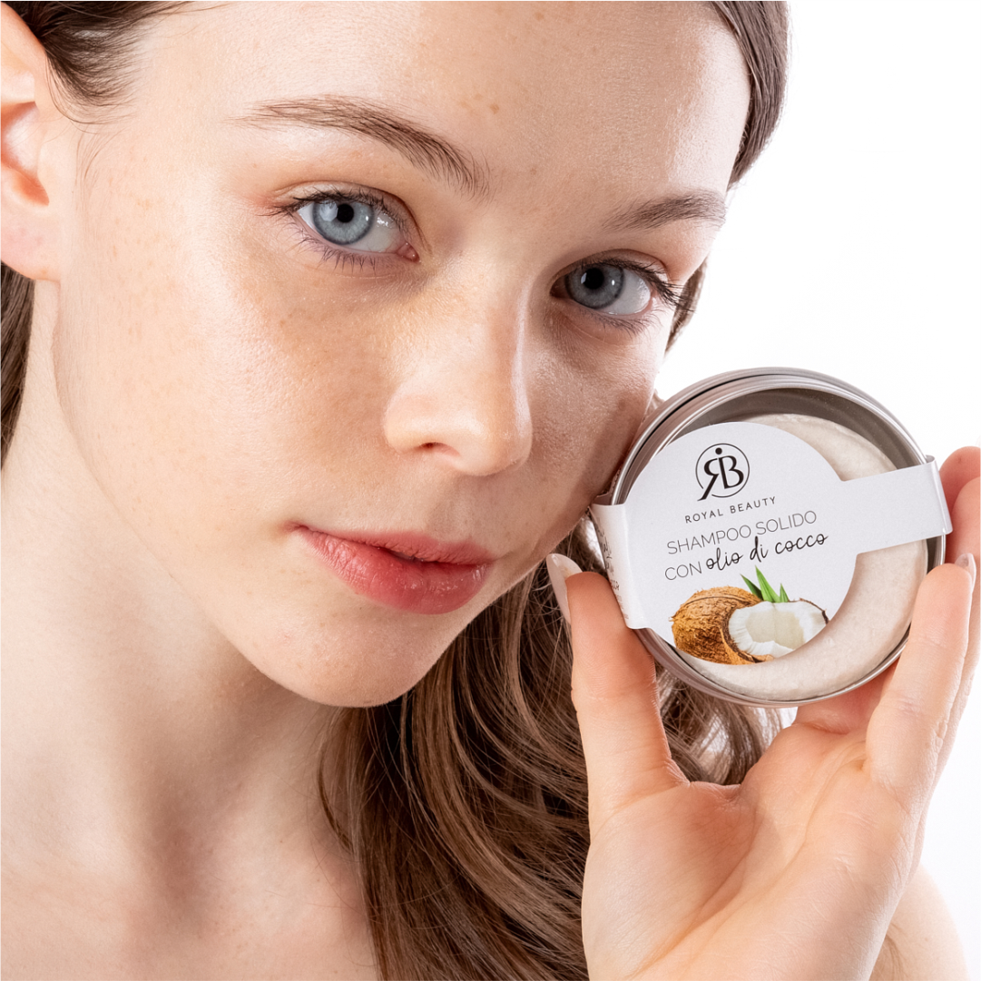 Shampoo: solido pro e contro per i capelli | Royal Beauty