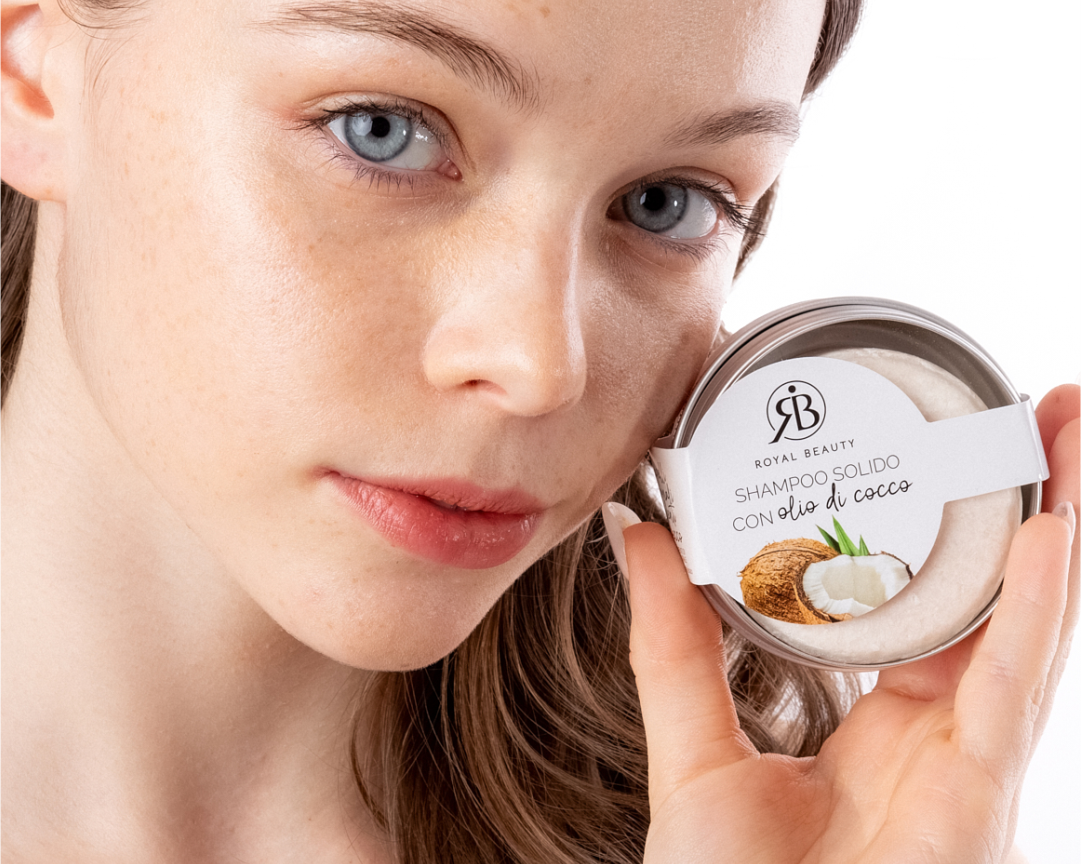 Shampoo: solido pro e contro per i capelli | Royal Beauty
